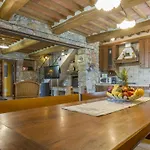 Daussie By Interhome * Castelvecchio (Pisa)