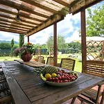 Semesterbostad Daussie By Interhome
