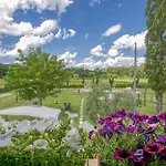 Semesterbostad Daussie By Interhome